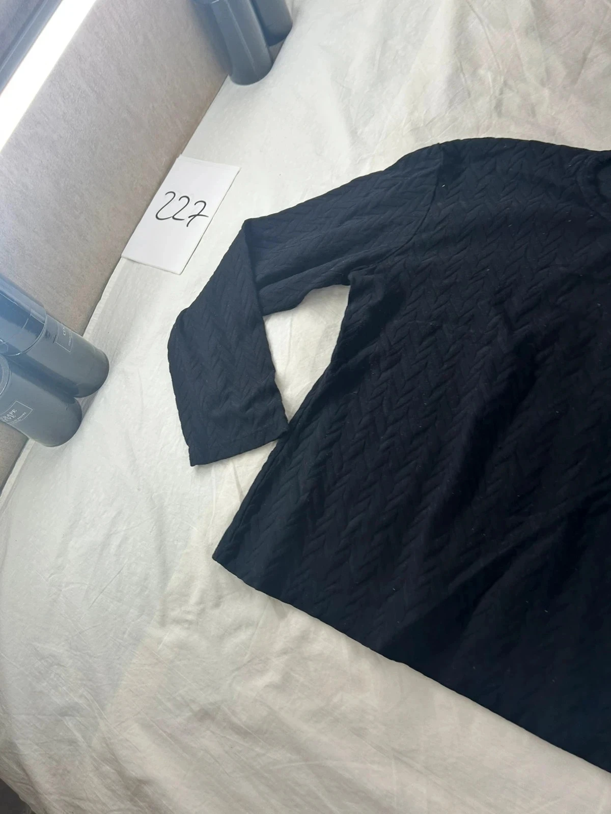 Black pullover sweater by Scottage – photo 4